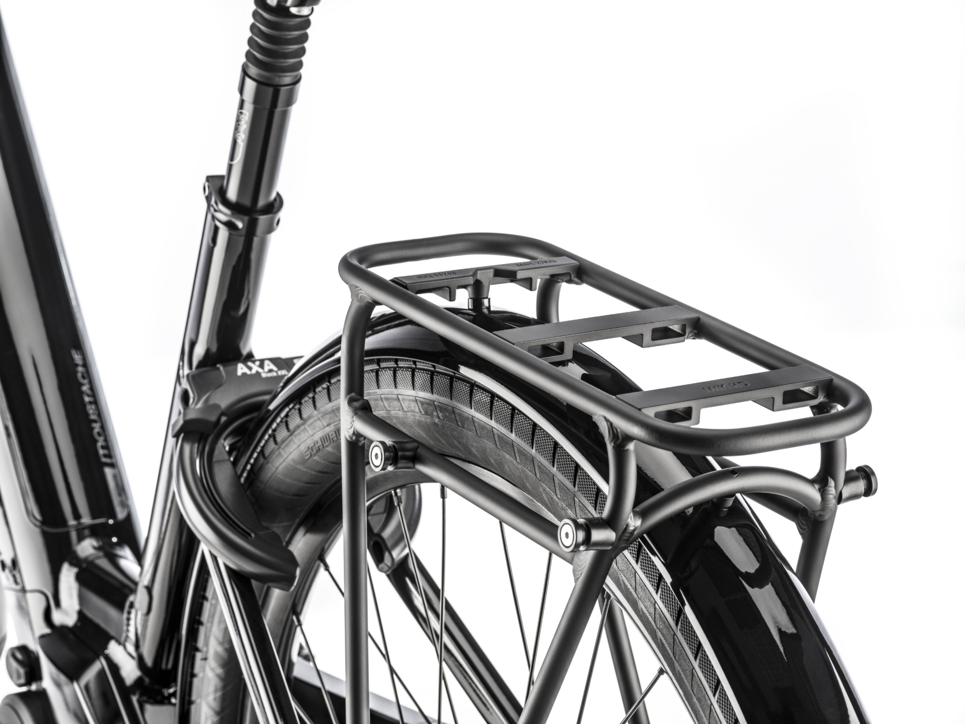 LU27O05BK230-Lundi-27-5-accessories-detail-studio