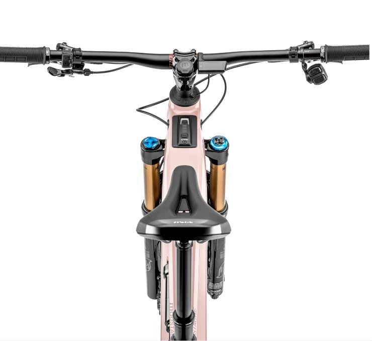 moustache-samedi-29-game-150-8-750-pink_4_o