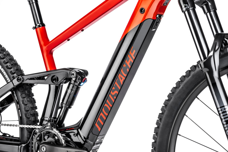 moustache-samedi-29-trail-2-750-wh-red_10_o