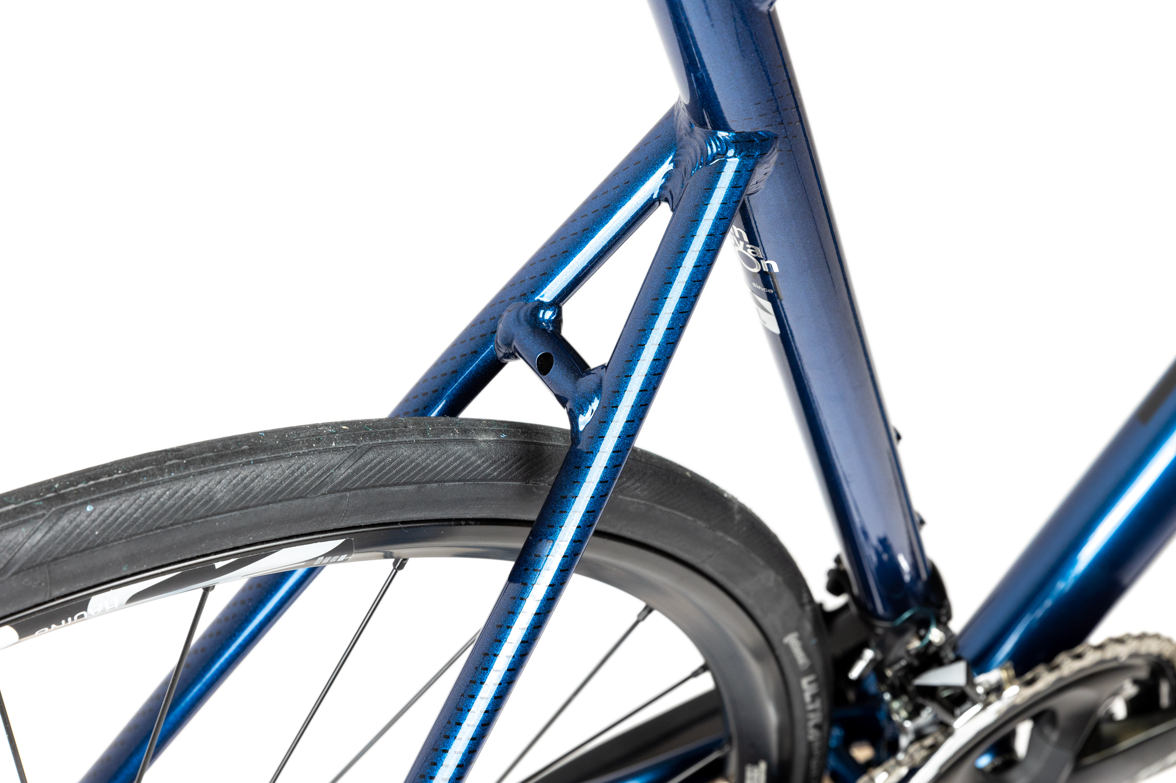 pells-aeron-1-dark-blue_4_o