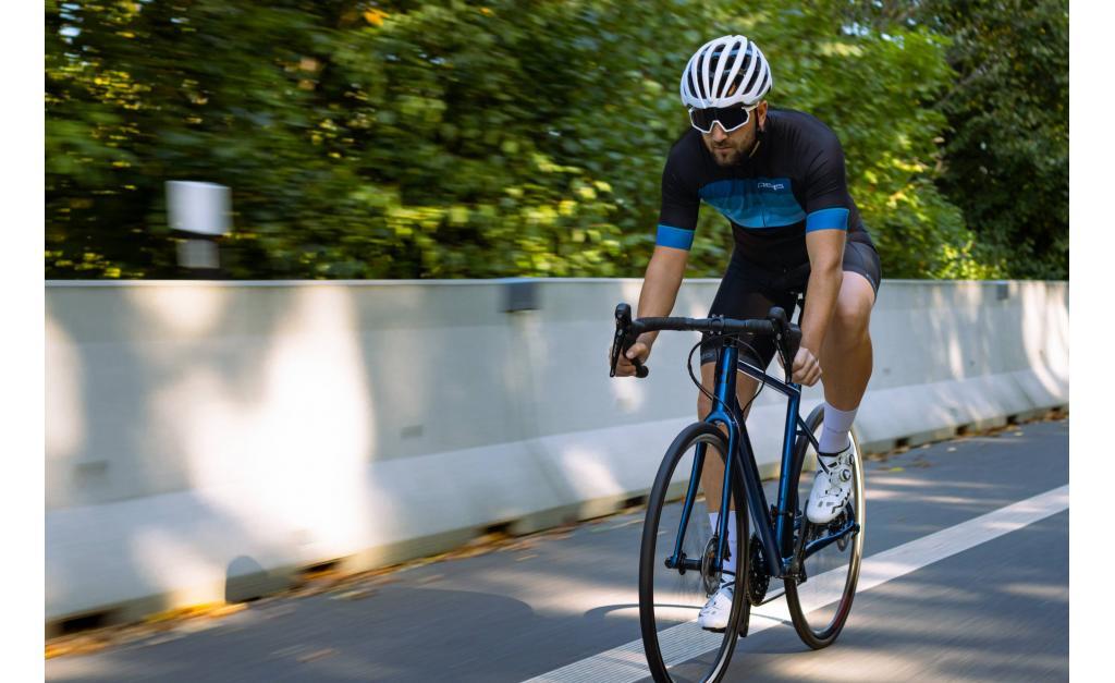 pells-aeron-1-dark-blue_8_o