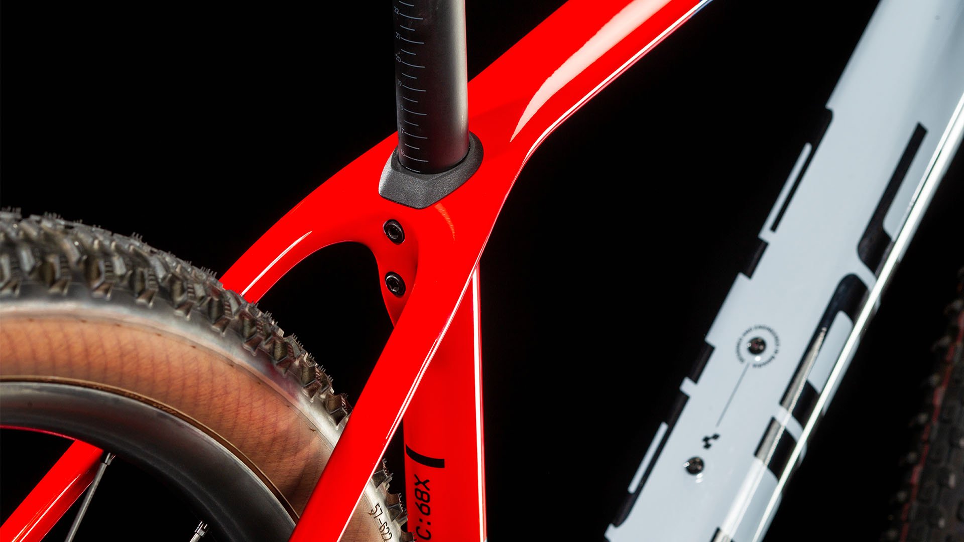 17281-4_horske-kolo-phenix-c-68x-slx-2025-teamline