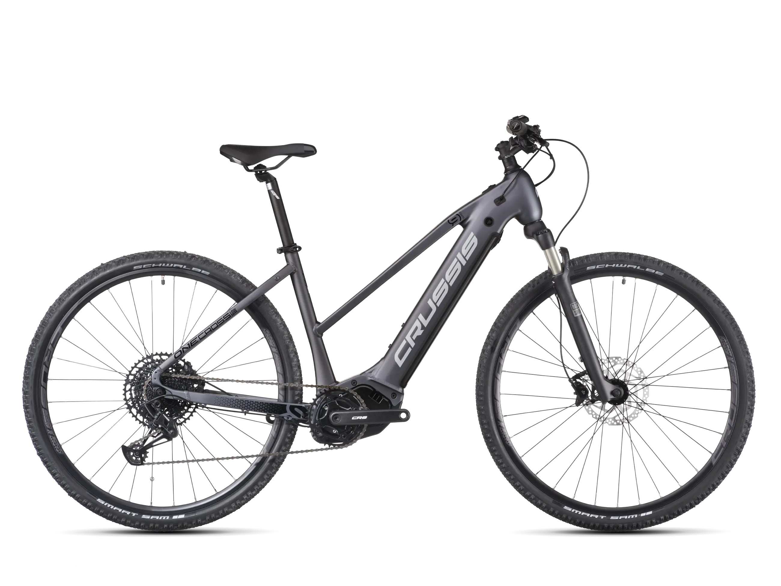 9.10-one-cross-low-01.0-5