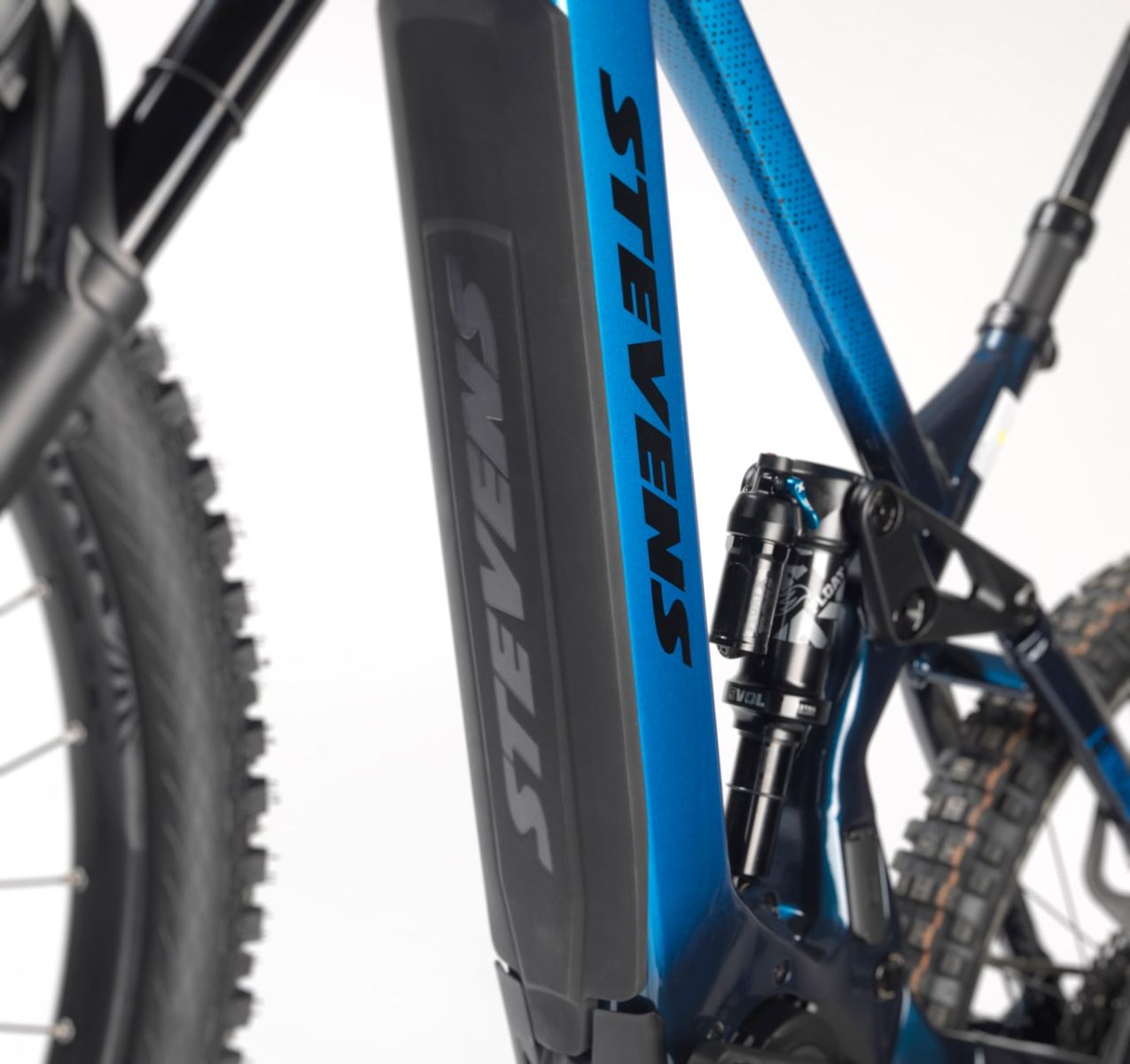 stevens-e-inception-ed-7-6-1-gtf-metallic-blue_1_o